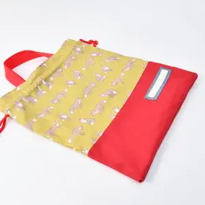 体操服袋（キツネたち、帆布レッド）全体