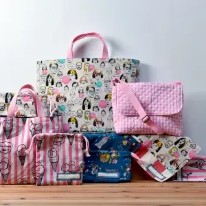 入園グッズセット(レッスンバッグ、ランチョンマット他、計９点)