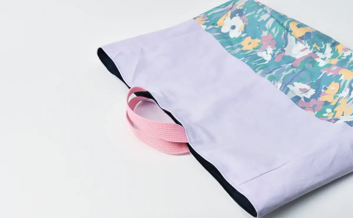 レッスンバッグ（帆布淡いラベンダー、スイセン）持ち手ピンク