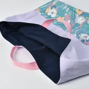 レッスンバッグ（帆布淡いラベンダー、スイセン）裏地ネイビー