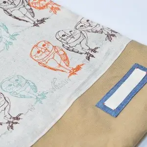 レッスンバッグ（ワイヤーフクロウ、帆布キャメル）ネームタグアップ