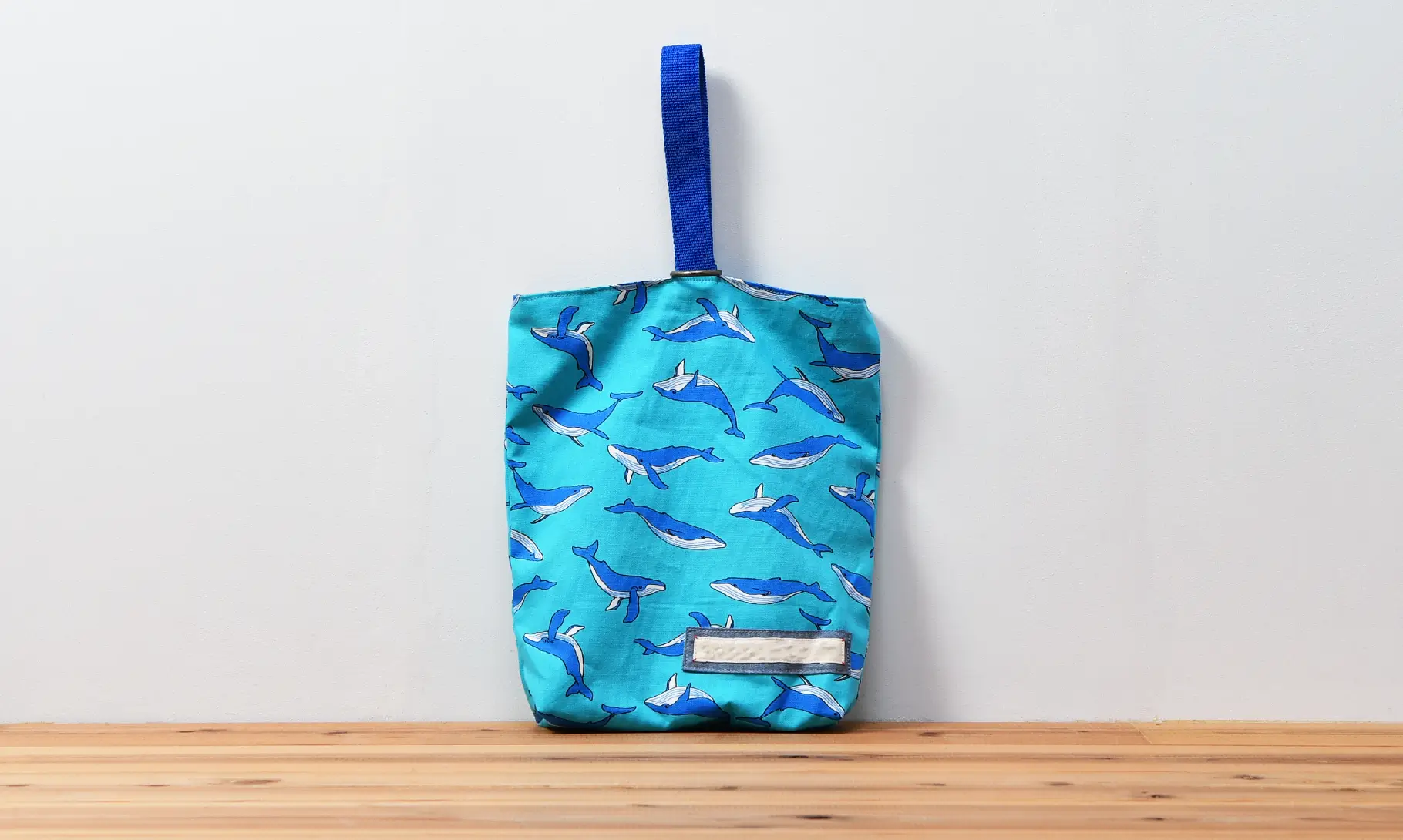 上履き入れ（クジラとライトブルー）