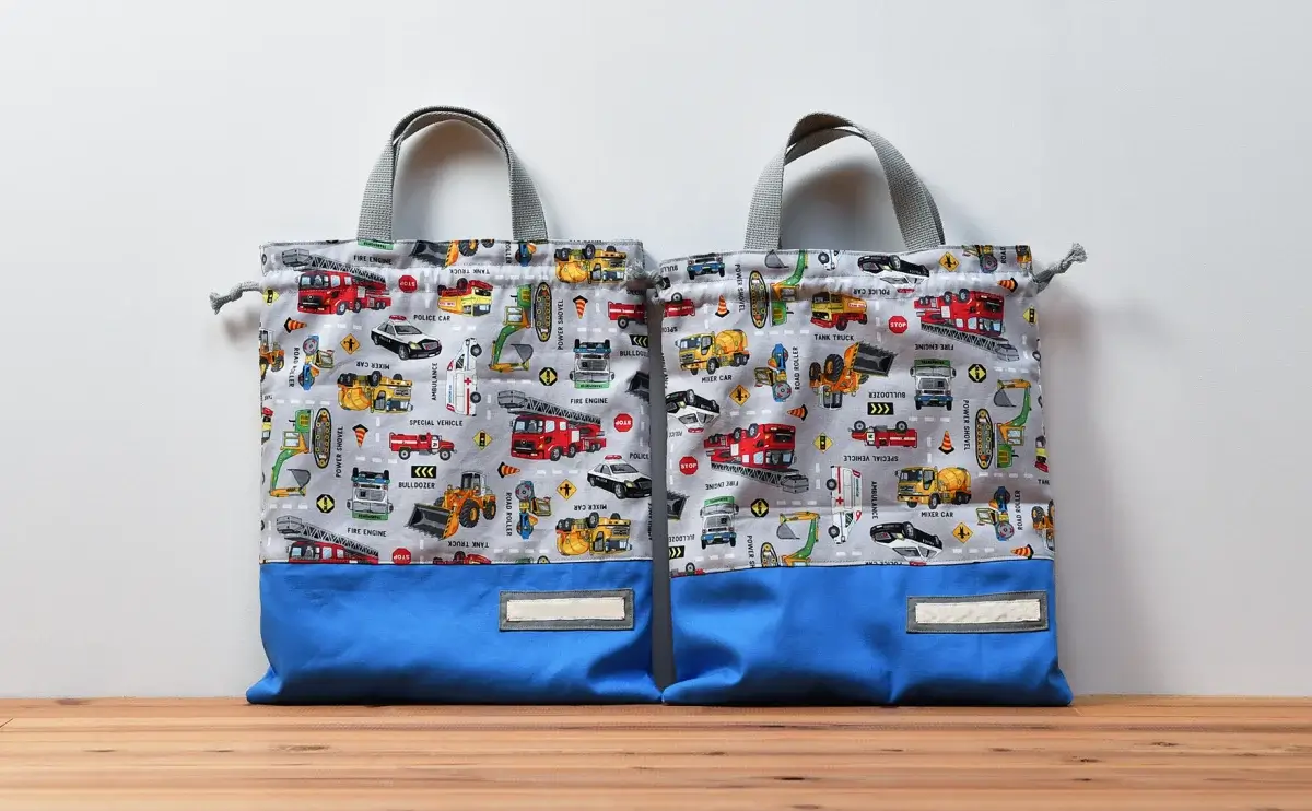 体操服袋(お持ち込み生地 働く車、無地キルト青、無地青）2点