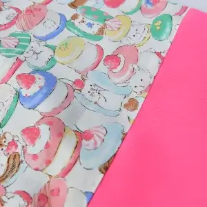 上履き入れ（動物たちとトゥンカロン、無地蛍光ピンク）切り返し部分アップ