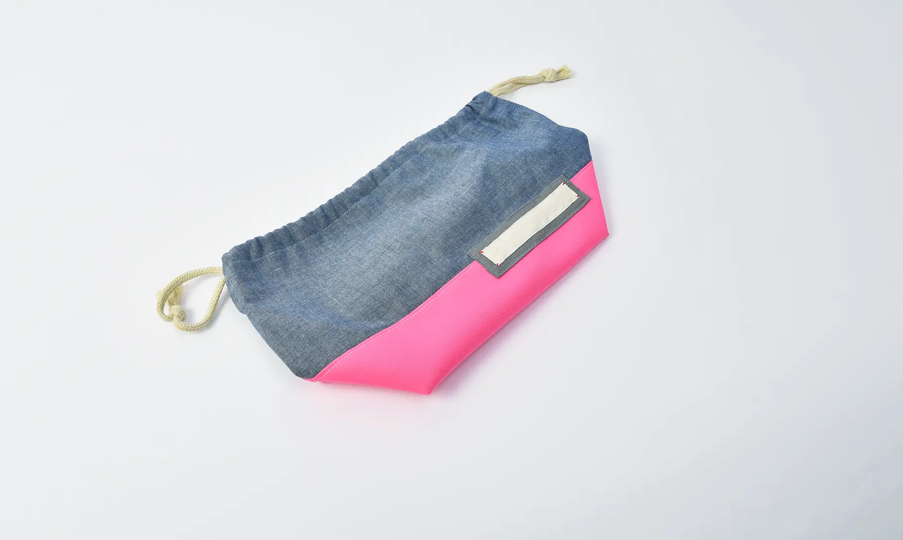 弁当袋（無地ダンガリー、無地蛍光ピンク）ひもの色きなり