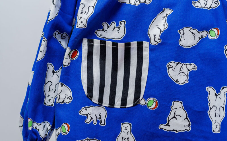 シロクマスモックのストライプポケット