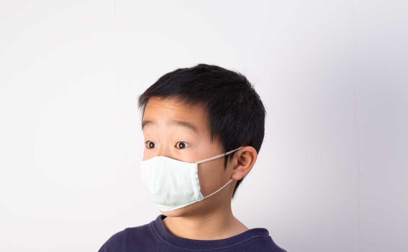 子供用立体マスク男の子装着斜め