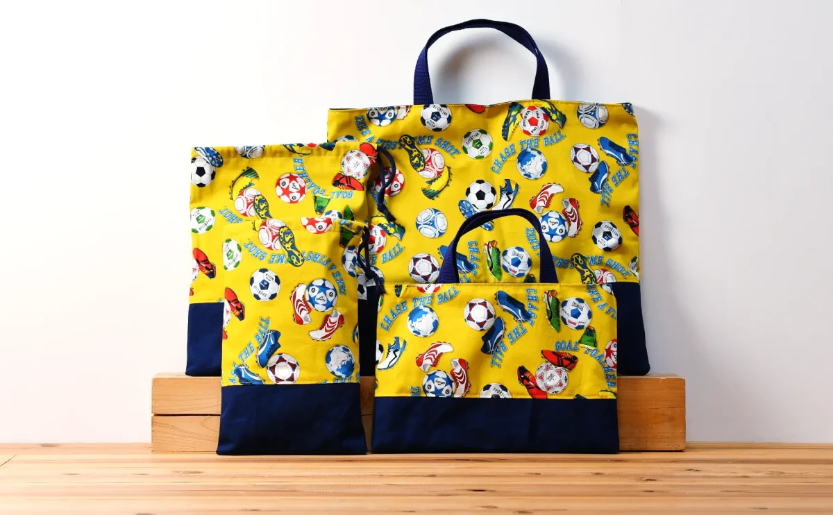 入園グッズセット(レッスンバッグ、巾着袋、計4点)