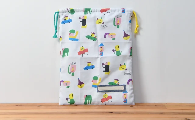持ち込みの巾着袋カスタム品(お持ち込み生地、絵本の世界)